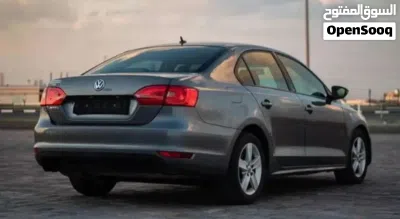 Volkswagen Jetta SE 4