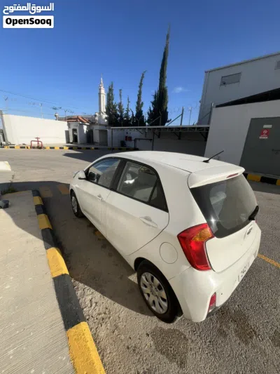 Kia Picanto EX 3