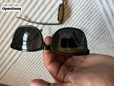 نظارتين شمسيات برادا كوبي والثانيه مابعرف شو نوعها 4