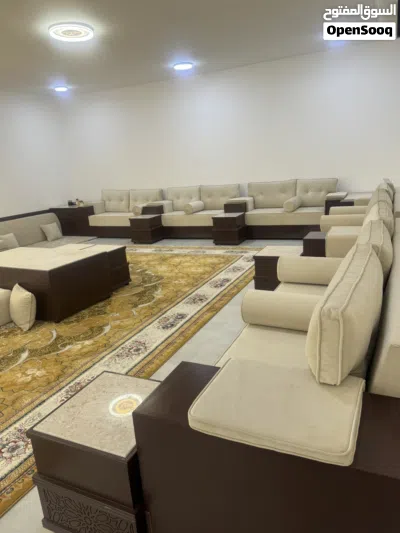 مجلس مستعمل استعمال خفيف جدا ويعتبر جديد 2