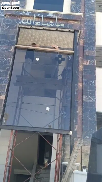واجهات سيكوريت زجاج محلات أبواب سيكوريت "جاهزون للتركيب الفوري والصيانة الطارئة لواجهات المحلات" 2
