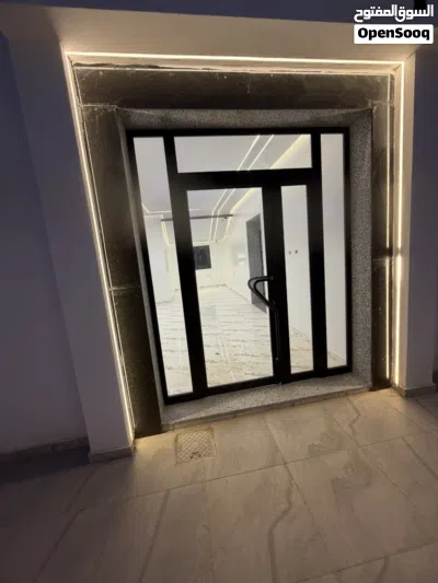 فيلا دور ارضي للايجار في السياحيه على الرئيسي 2