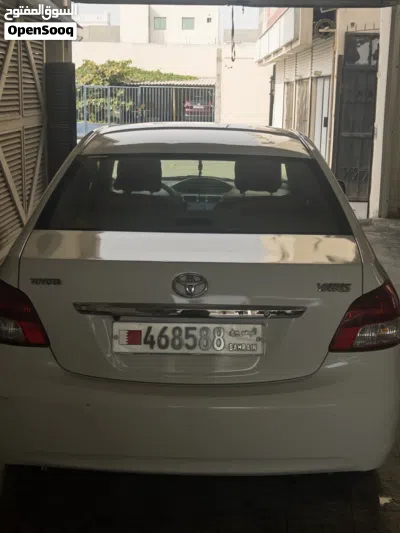 Toyota Yaris Basic 3