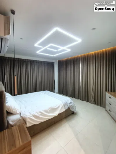 Alkhuwer almaha street 3bhk fully furnished apartment for rent بالخوير شارع المها شقه 3 غرف نوم 3
