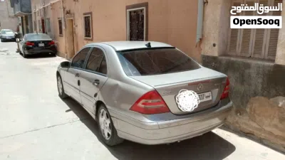 Mercedes Benz C-Class C 200 4