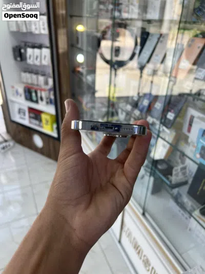 آيفون 14 برو 4