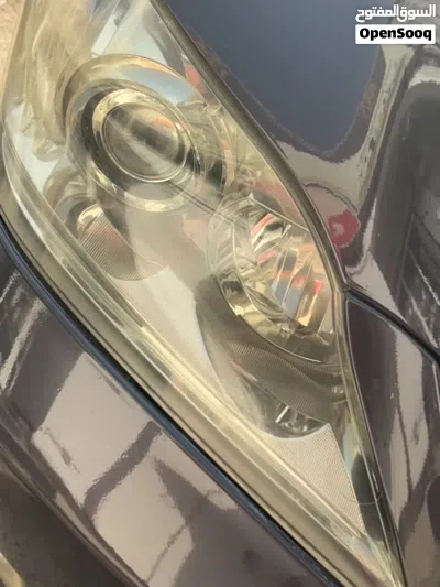 للبيع مصابيح أمامية ( ليتات ) لكزس es350 4