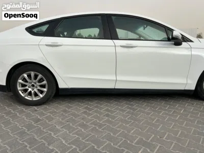 Ford Fusion SE 4