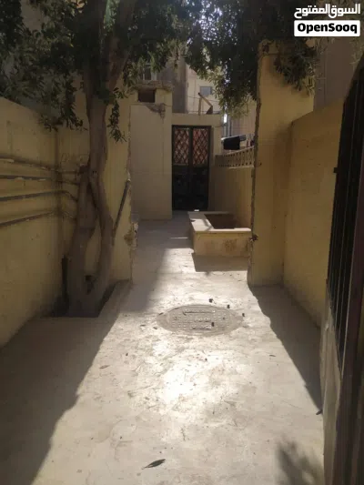 استديوهات للايجار غير مفروشه 70دينار شهري استديوهات للايجار غير مفروشه 100دينار شهري 2