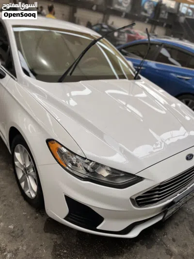 Ford Fusion SE 3