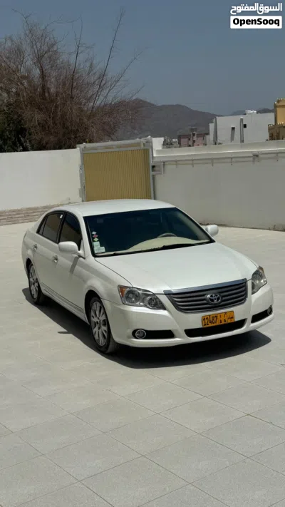 Toyota Avalon XLS 2