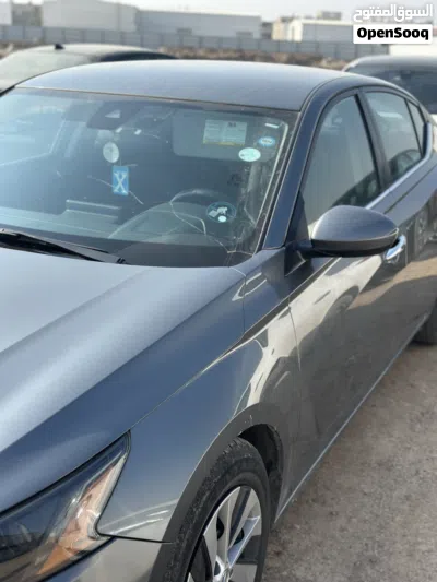 Nissan Altima S 2