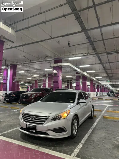 Hyundai Sonata SE 3