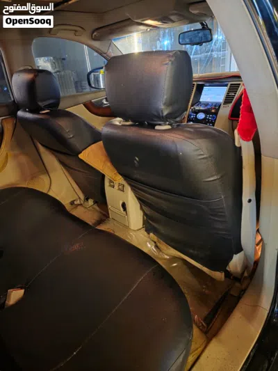 Infiniti FX35 Standard 2
