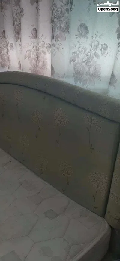تخت مع تخزين قطعة وحدة مع فرشة مجوزة 2