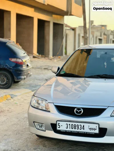 مازدا 323 2