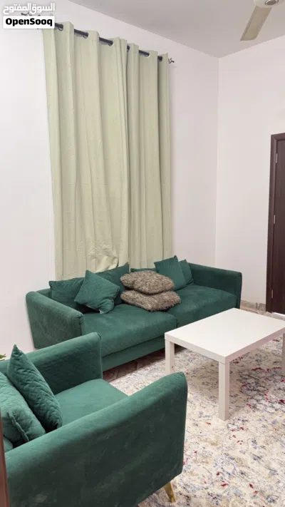 غرفه مع صاله مدخل خاص مفروشه 2