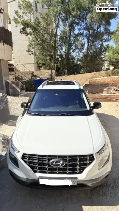 هيونداي فينيو Standard 4