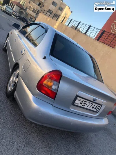 Hyundai Accent Standard 4