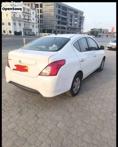 Nissan Sunny SV 3