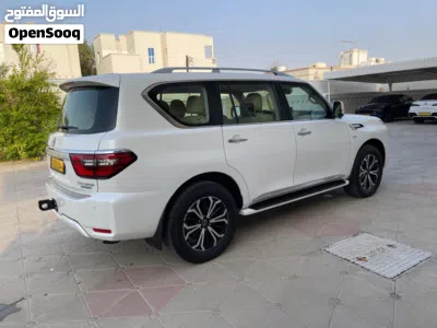 Nissan Patrol LE Titanium 4