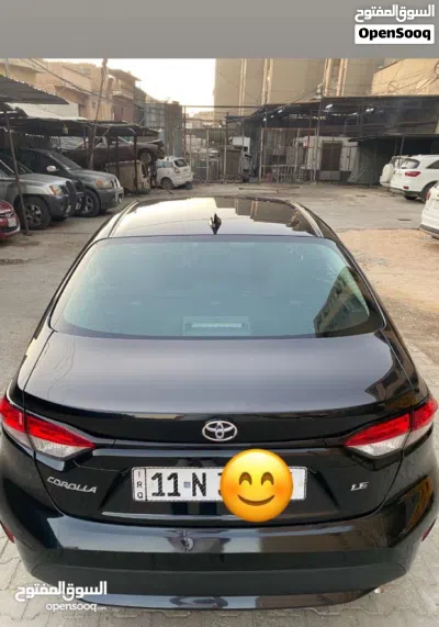Toyota Corolla LE 4