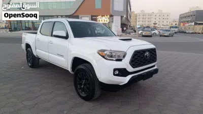 Toyota Tacoma TRD Off-Road 2