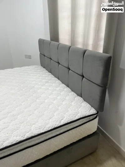 Almost new King bed with mattress 2