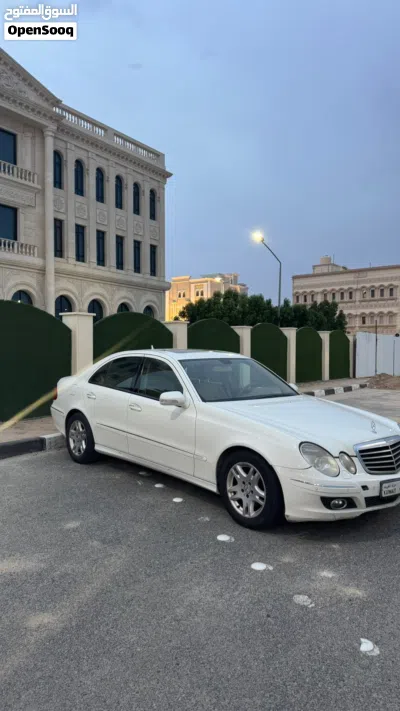 مرسيدس بنز الفئة-E E 200 2