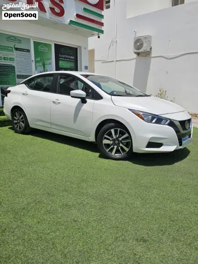 نيسان فيرسا SV 4