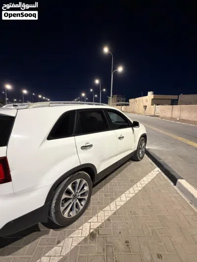 Kia Sorento EX 2