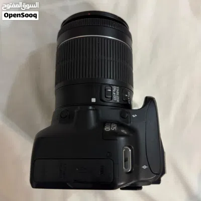 كاميرا Canon EOS 100D (Rebel SL1) بحالة ممتازة ونظيفة جداً، وخفيفة الوزن وسهلة الاستخدام. 3