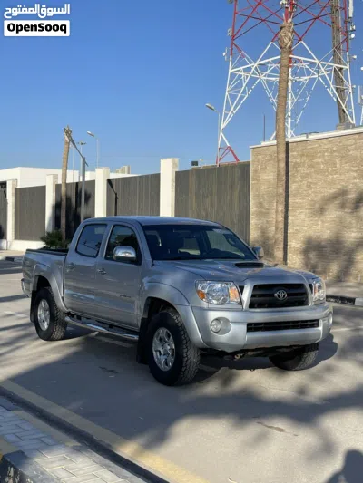 Toyota Tacoma SR5 4