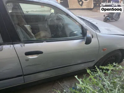 Nissan Primera 2