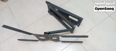 Heavy duty TV stand حامل تليفزيون قوي جدا 4