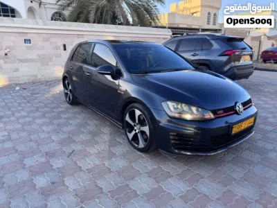 فولكسفاغن جولف GTI Standard 2