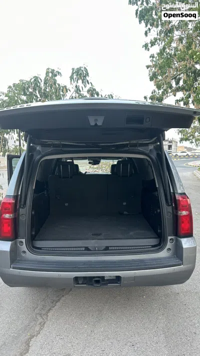 Chevrolet Suburban LT 3