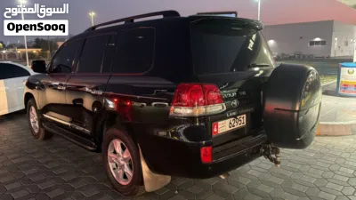 تويوتا لاند كروزر VXR 2