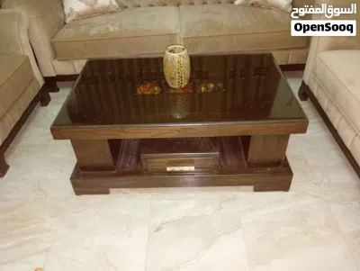 طاولات وسط، خزانة احذيه 2