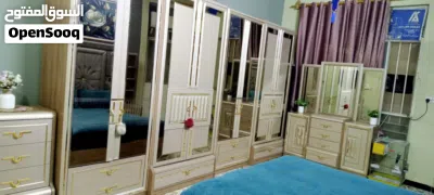 غرفت نوم للبيع السعر 4 وقافل للتفاوض 2