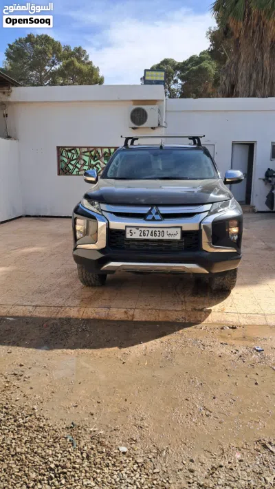 ميتسوبيشي L200 Double Cab GLX 3