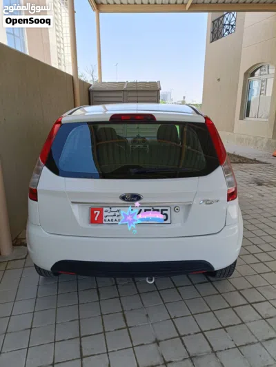 Ford Figo Standard 2