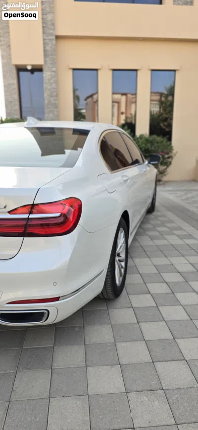 BMW 7 Series 740 4