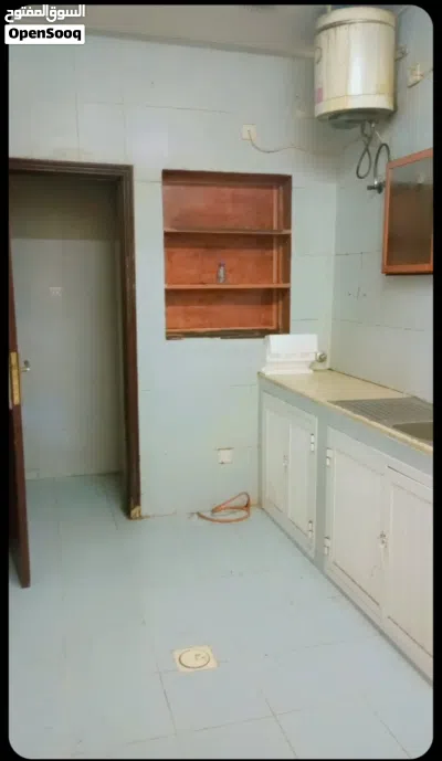 flat for rent family only 4