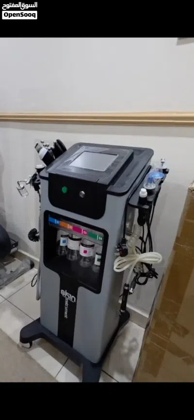 جهاز هيدرا فيشل للتنظيف البشره وشد البشره يصلح للعيادات التجميل والصالونات السيدات 3