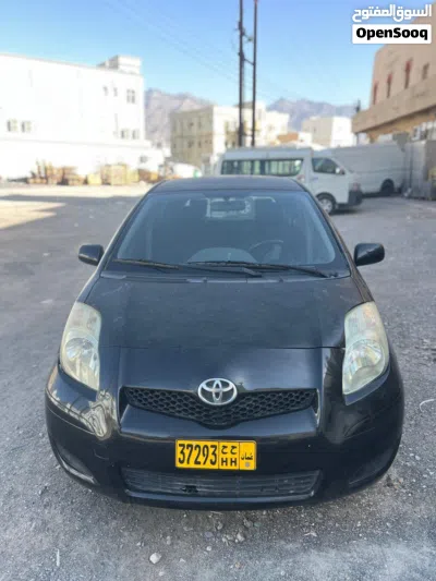 Toyota Yaris Basic 3