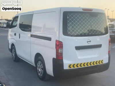 Nissan Urvan 4