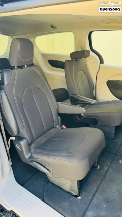 Chrysler Pacifica LX 4