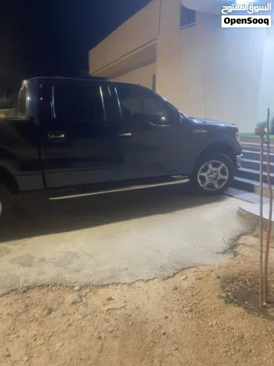 Ford F-150 Titanium 2