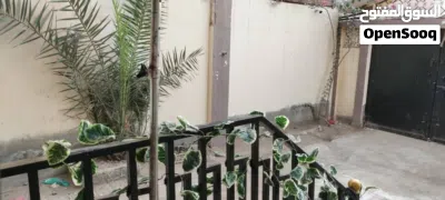 فله في عدن بموقع مميز 3